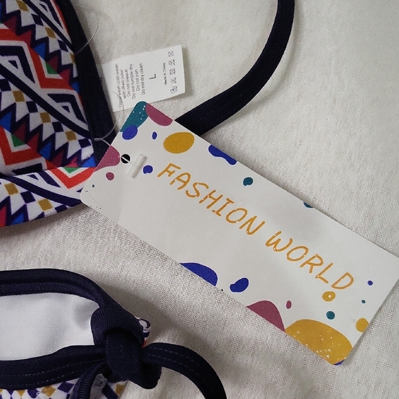 Aztec Patterned Bikini Set - Picture 2 of 7